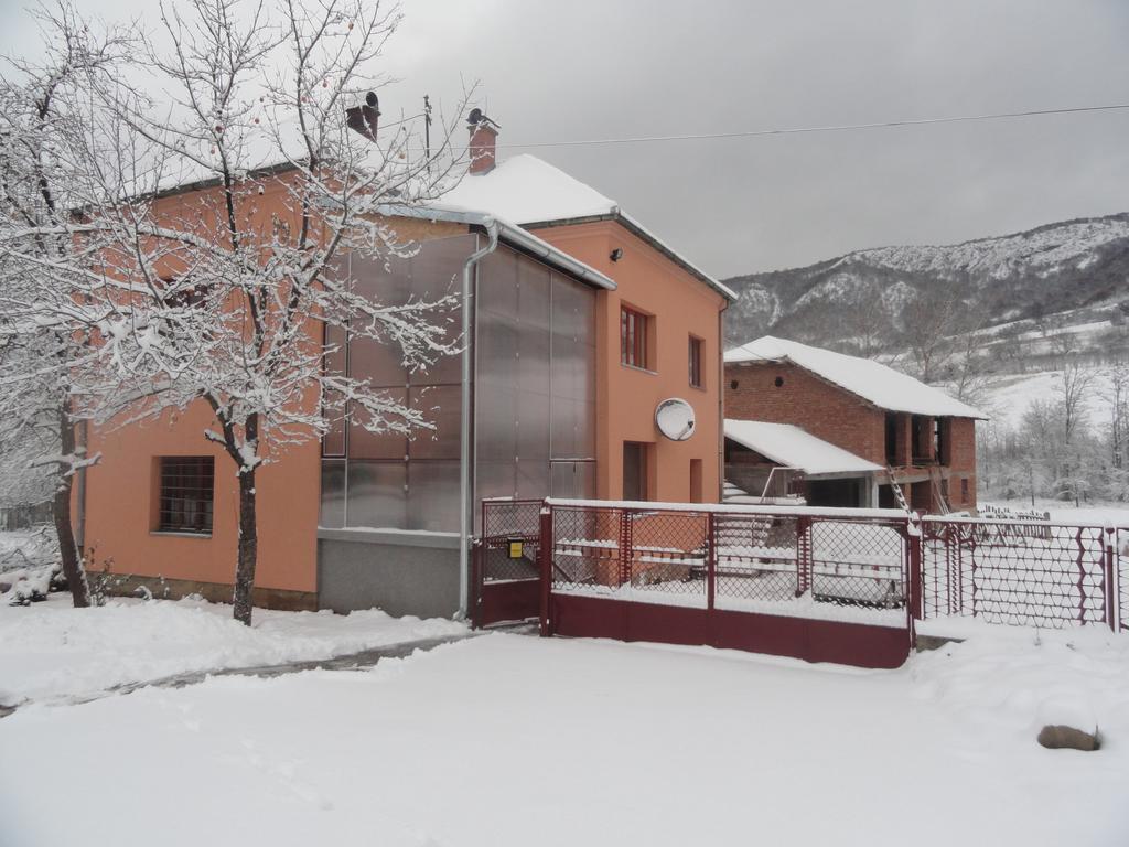 Stara Planina Vila Vesela Kuca Jalovik Izvor Exterior foto